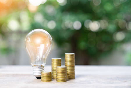 How Overconfidence Bias Can Lead to Costly Investment Mistakes
