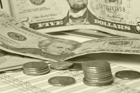 Understanding DeFi Tokenomics: How Governance Tokens Shape the Space
