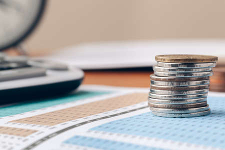 ETFs vs. Mutual Funds: Which Is More Tax-Efficient for Your Portfolio?